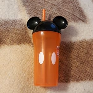 #652 Brand new. Disney sippy cup.